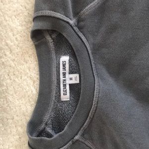 Elizabeth & James grey sweatshirt size M